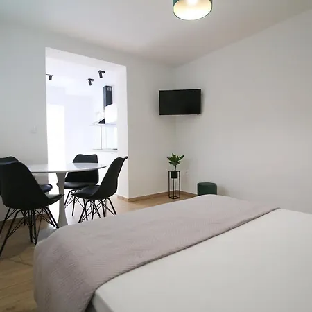 Apartman Marina アパート マカルスカ