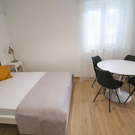 Apartman Marina * マカルスカ