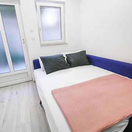 アパート Apartman Marina *